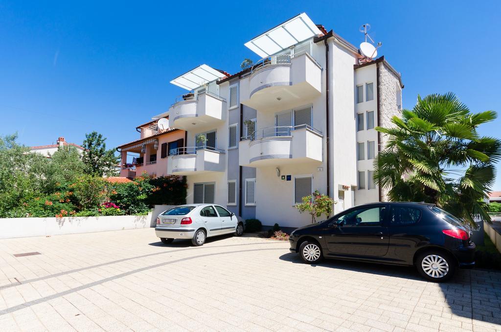 Valbruna Appartement *